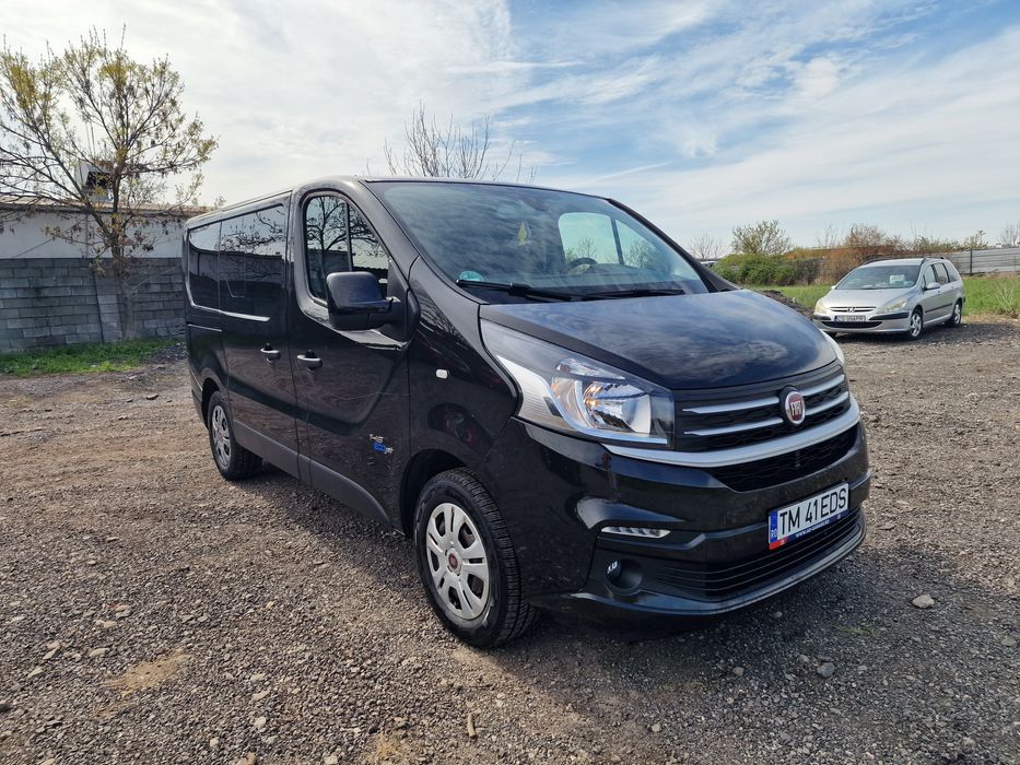 Micribuz  8+1 DE INCHIRIAT