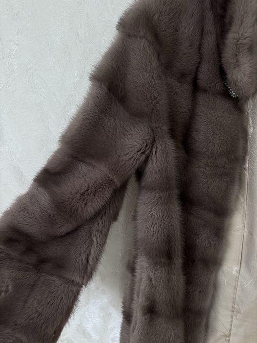 Продам норковую шубу