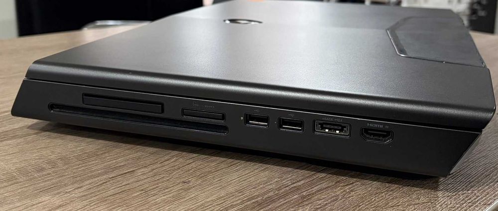 DELL Alienware M18XR1