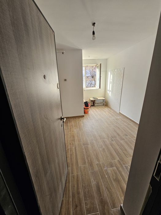 Garsoniera complet renovata - Lunca Florilor et 2/4