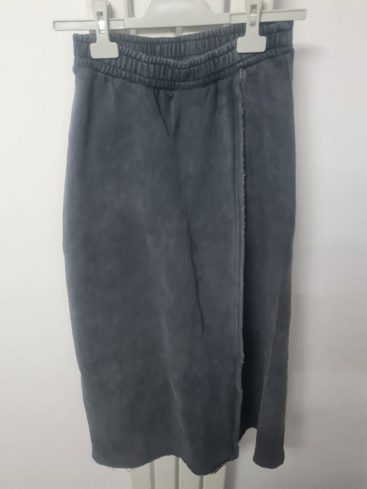 Set/Compleu Zara-fusta si hanorac