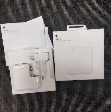 Apple 30W USB-C Power Adapter, оригинално зарядно за MacBook