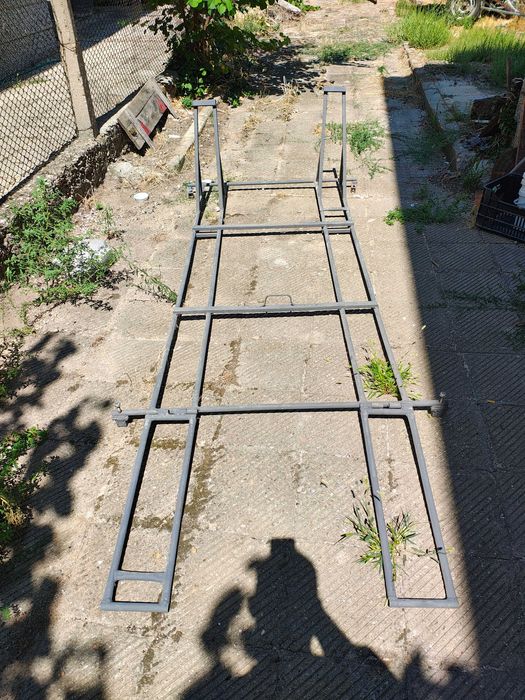 Стойка за превоз на мотори