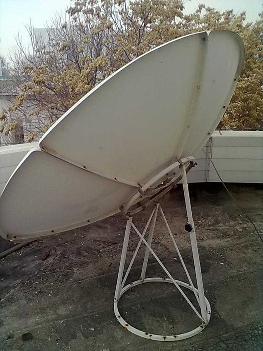 параболическая антенна, бу, в разобранном состоянии