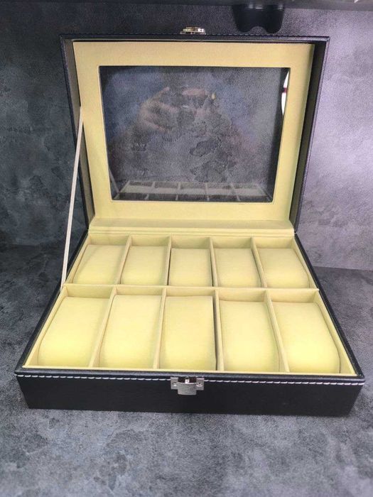 Шкатулка для xранения часов, Soat saqlash uchun  quti