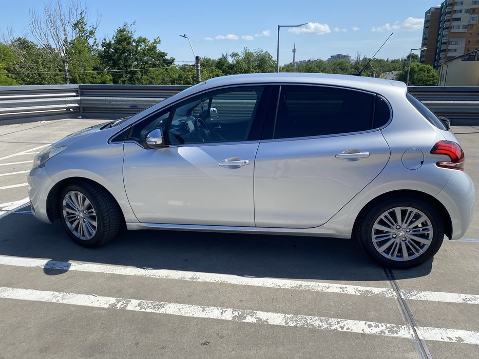 PEUGEOT 208 2015 — imagine 5