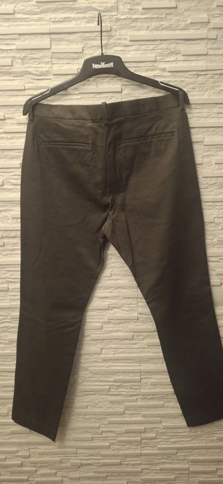 Pantaloni chinos bărbătești