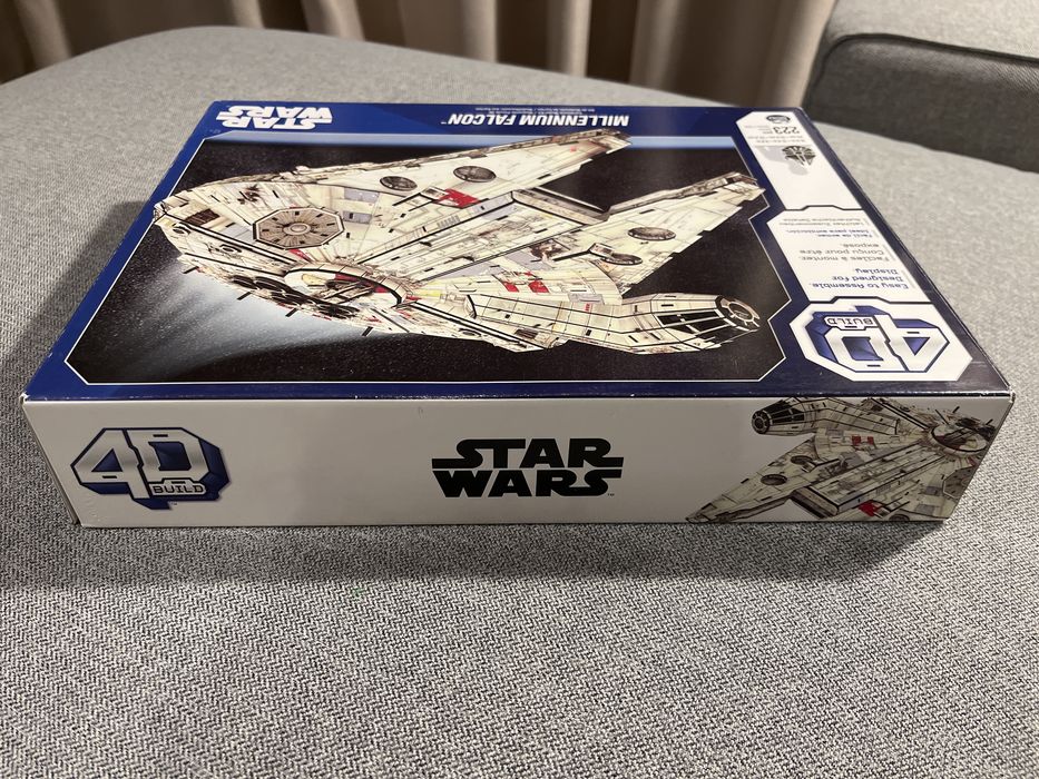 Set de asamblare Star Wars cu 223 piese