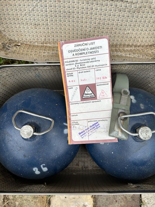 Aragaz camping cu doua butelii si doua ochiuri