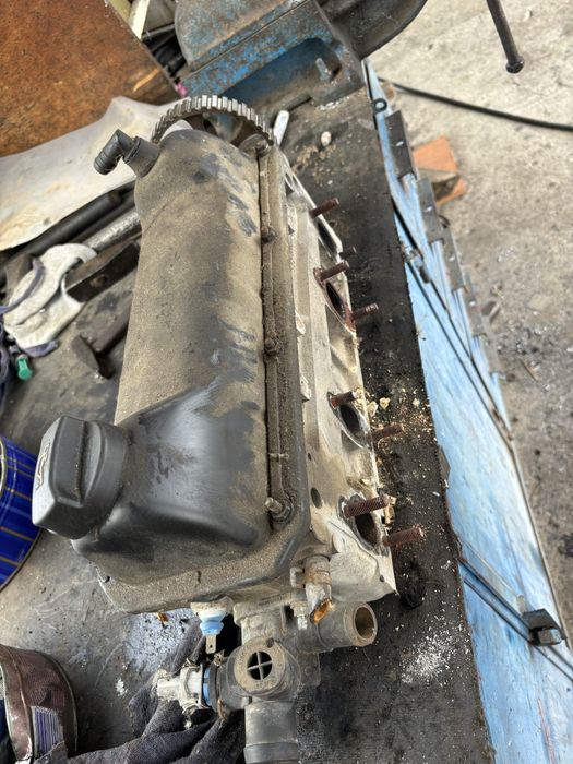 Глава Фолксваген Голф  golf 3 Голф 3 1,6 101 кс.