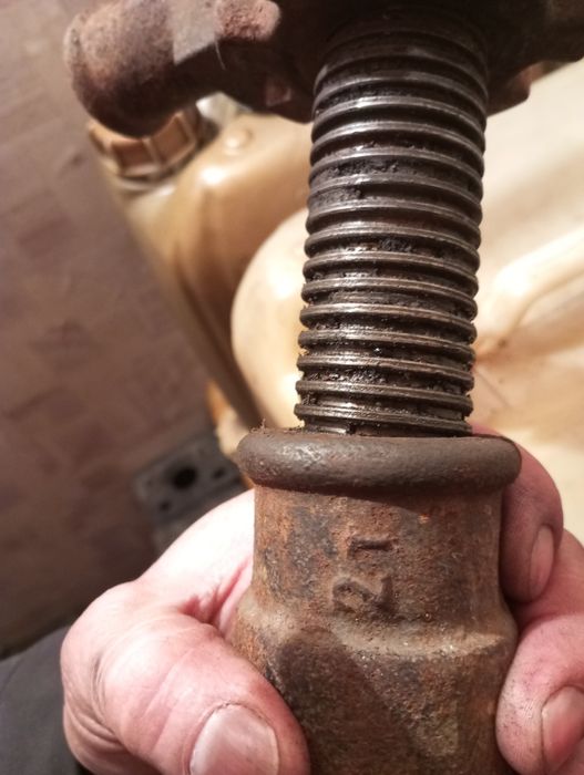 Домкрат, продам домкрат