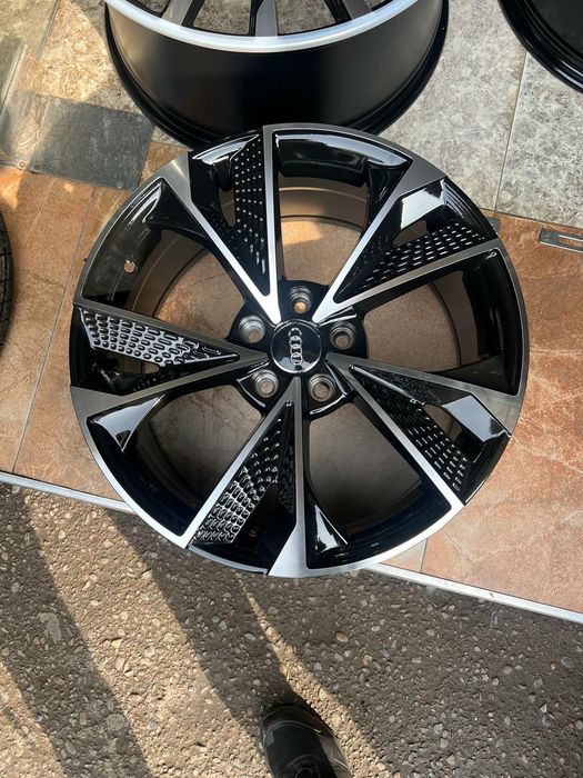 Audi R19 new upakovka