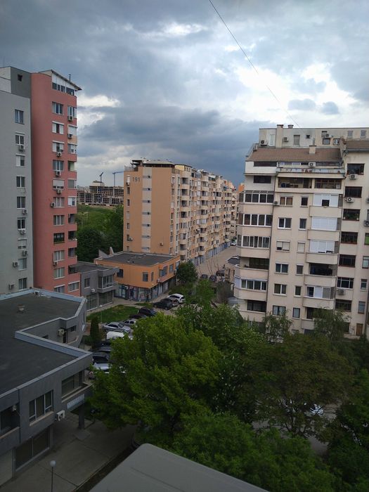 Тристаен апартамент в Тракия, Пловдив