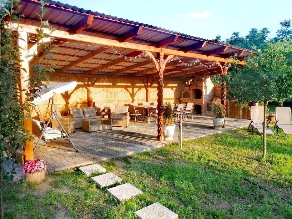 Cazare/închiriez pensiune/cabana/rustica, ciubar, grătar, loc de joaca