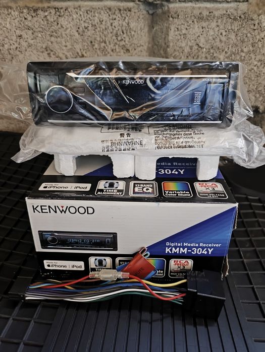 Магнитола Kenwood KMM-304Y