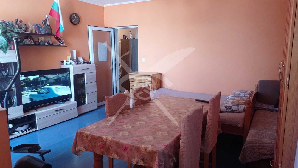 Тристаен апартамент в Изгрев 108419 - снимка 2