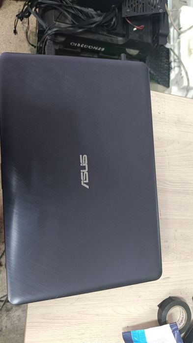 Продам ноутбук Asus