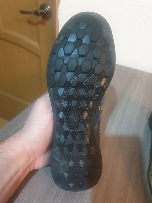 Продам детскии сороконожки