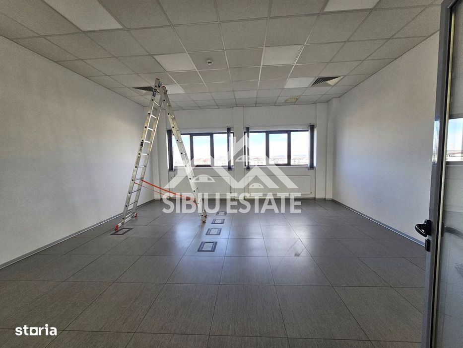 Spatiu de birouri de inchriat locatie centrala si vizibilitate buna