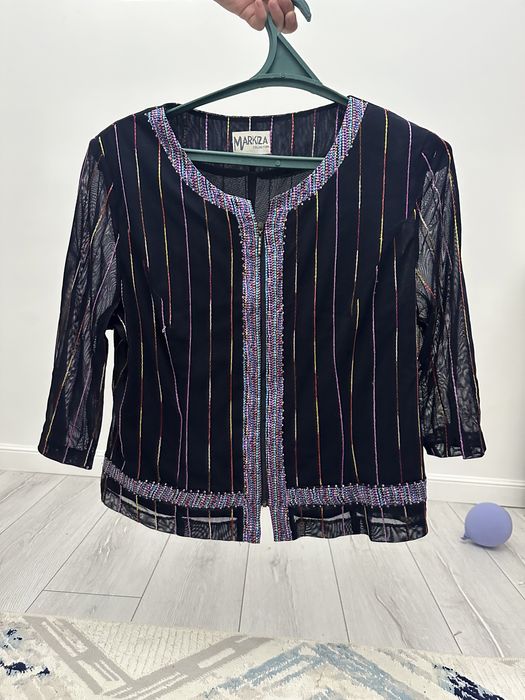 Духи и посуда тарелка сатылады