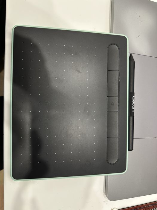 Графический планшет Wacom intuos