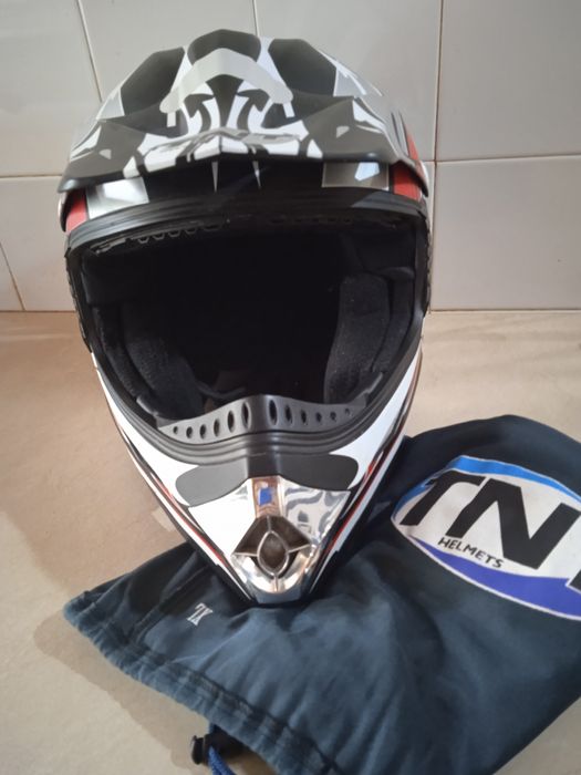 Каска мотокрос-атв