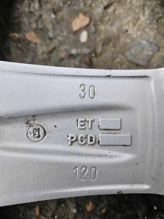 4 бр.  Лети  джанти  DEZENT за  БМВ   5Х120  17 ски  8J  ет  30