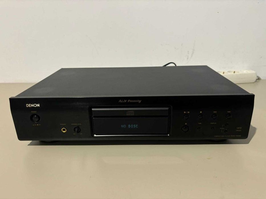 CD Player Denon DCD 700AE