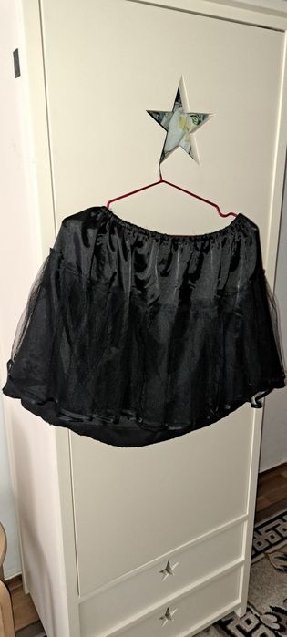 Продам платье кружевное