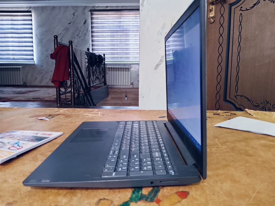 Lenovo нотбук  сатылады
