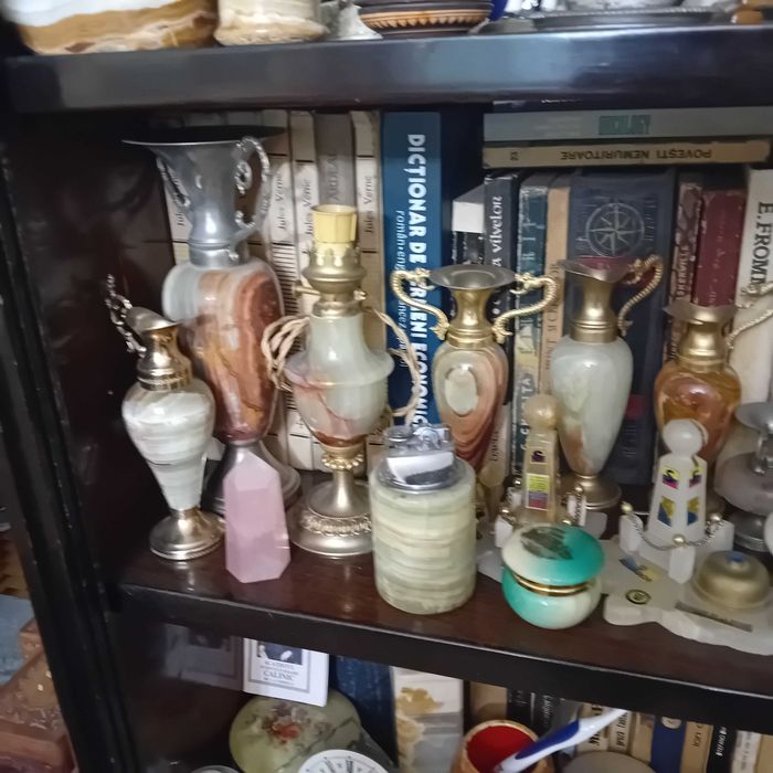 vand cutii hand made din lemn