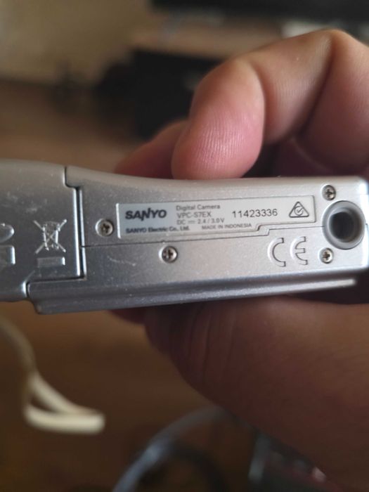 фотоапарат Sanyo xsakti 7.1