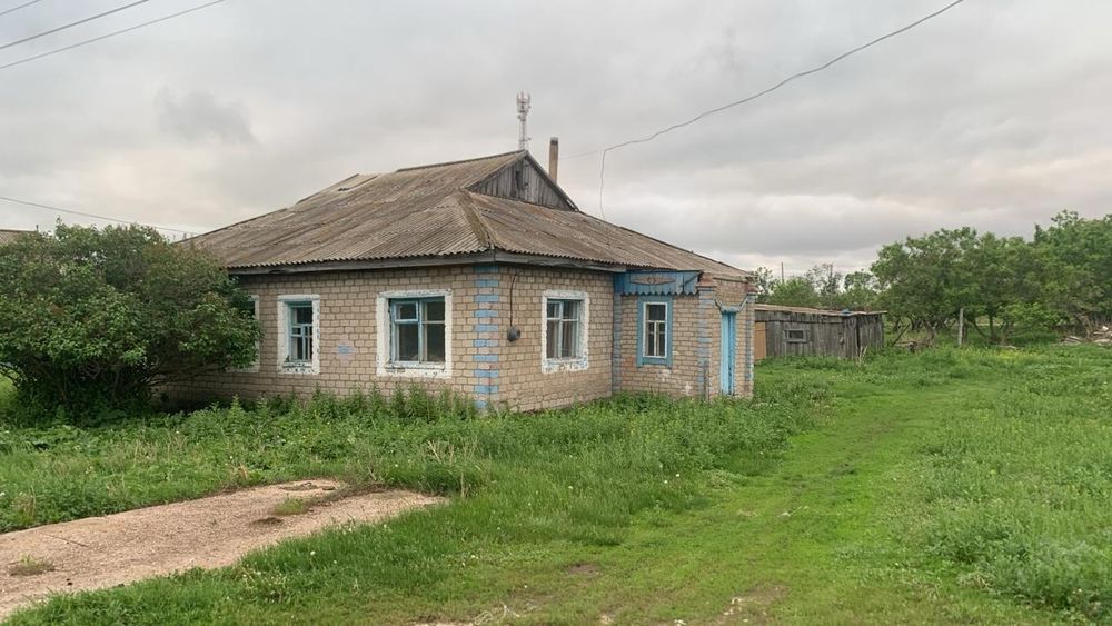 Продаётся дом на разбор