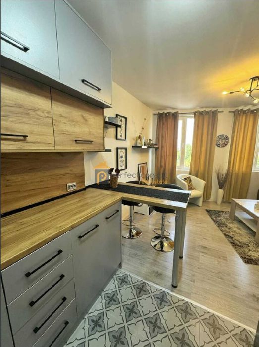 Двустаен апартамент в Съдийски