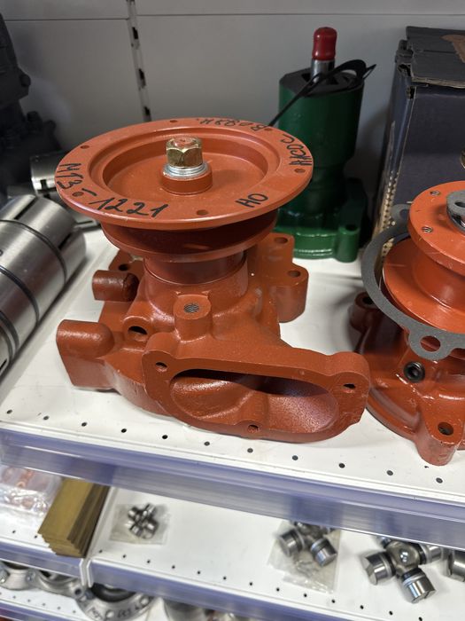 Насос водяной МТЗ-1221