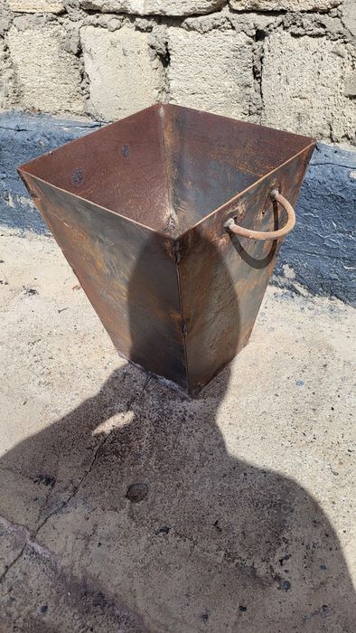 Урна для мусора       .