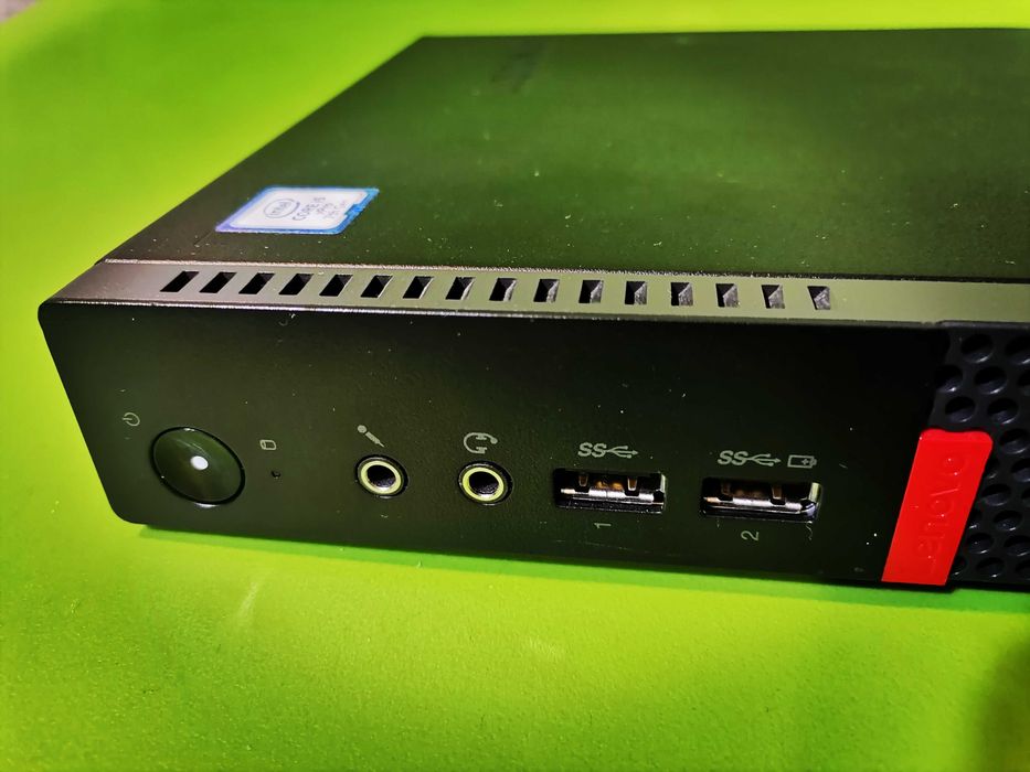 Домашен компютър Lenovo ThinkCentre M910Q Tiny