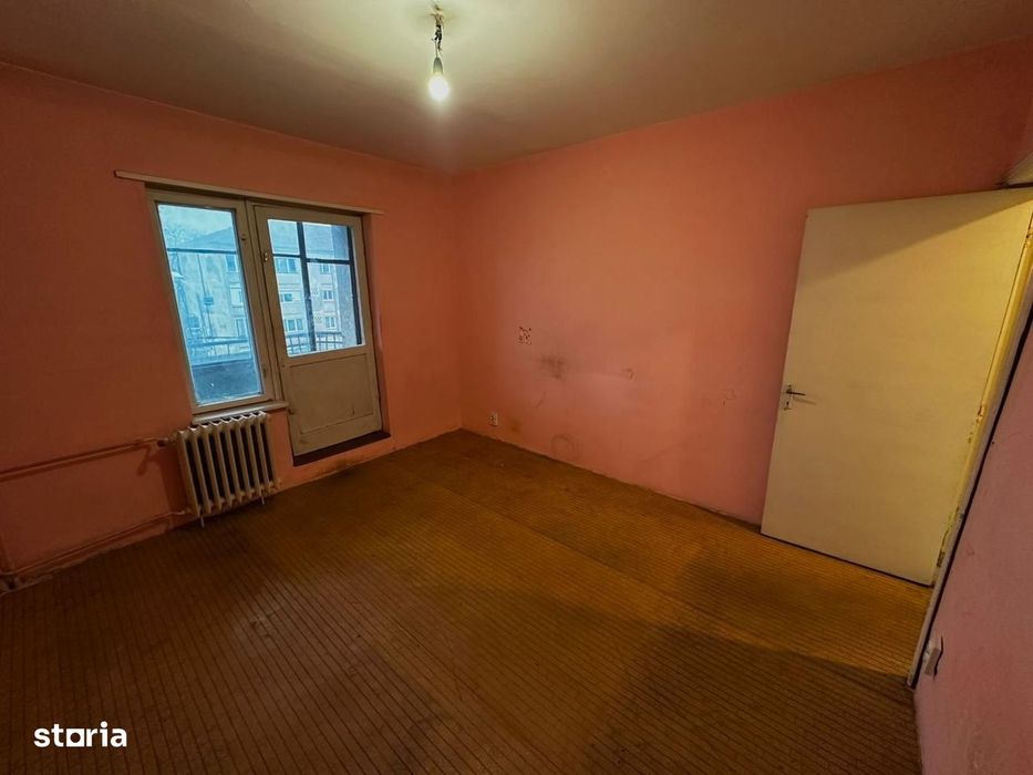 Apartament 3 camere Velenta