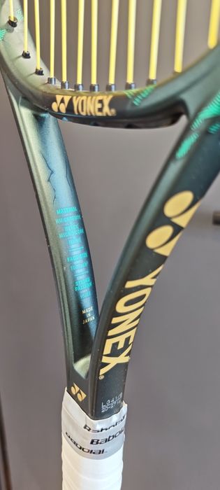 Тенис ракета Yonex VCORE PRO 100