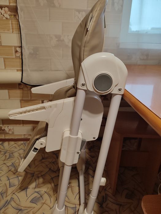 Продам стульчик для кормления