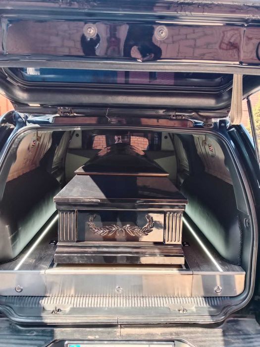 Услуги VIP Катафалк