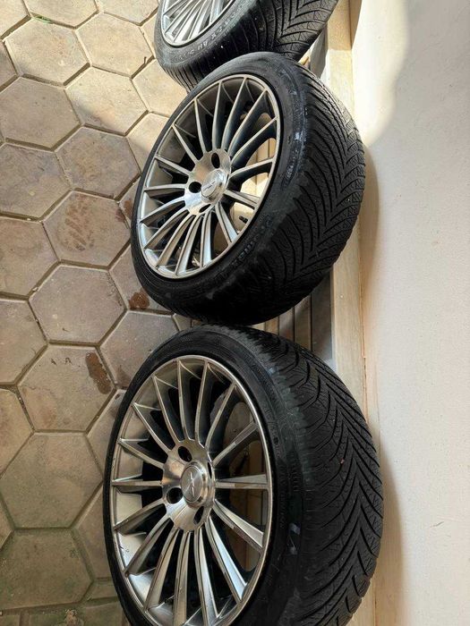 Диски в комплекте с шинами R17 для GENTRA