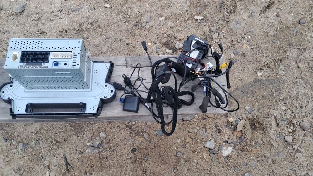 Продам запчасти на ваз 2115