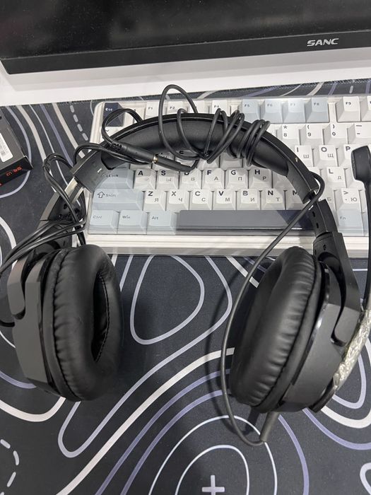 Наушники hyper x stinger