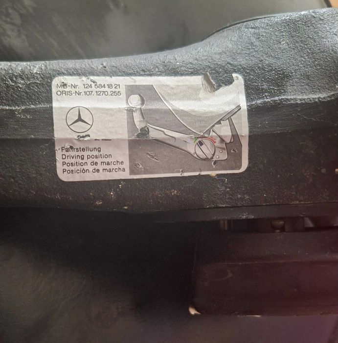 Оригинален демонтируем теглич ORIS за Mercedes W124 (Мерцедес В124)