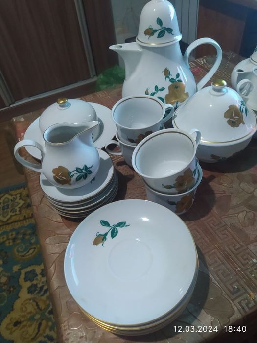 Продам сервиз немецкий.