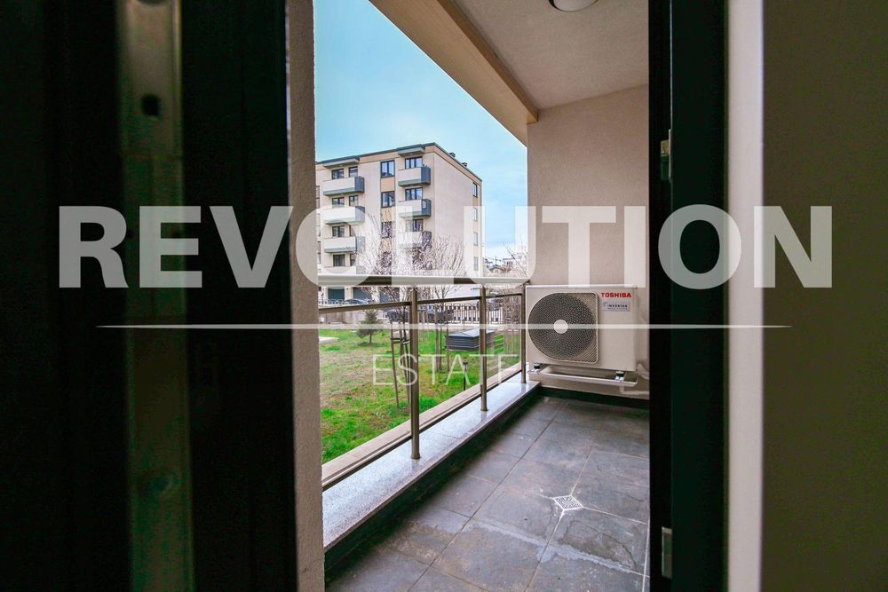 Двустаен апартамент в ж.к. Кръстова Вада