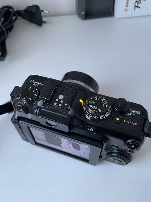 Aparat Foto Digital CANON PowerShot G11 Black 32GB 10.0MP 5X Optical Zoom