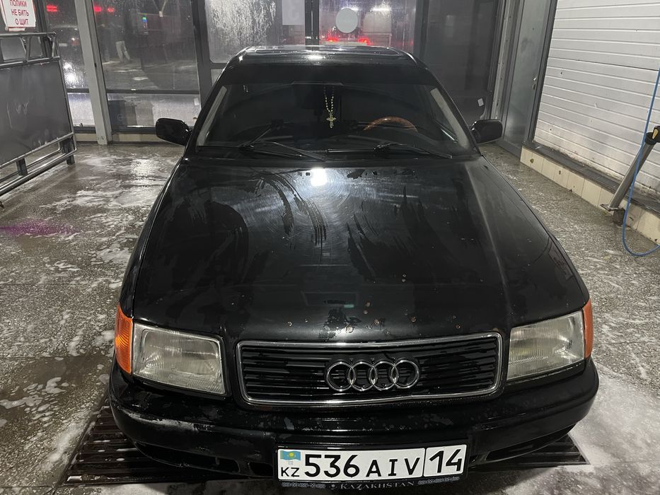 Продам ауди 100с4