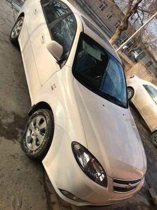 Продается автамабиль Лассети Гентра новие